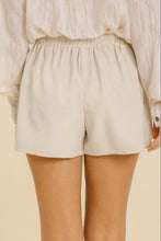 Load image into Gallery viewer, Champagne Shorts