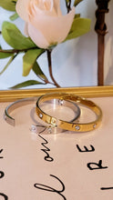 Load image into Gallery viewer, Diamond Bangle