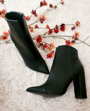Load image into Gallery viewer, Bite Me Faux Snake Booties