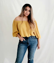 Load image into Gallery viewer, Hunay Crop Top