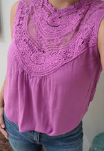 Load image into Gallery viewer, Free Spirit Lace Top